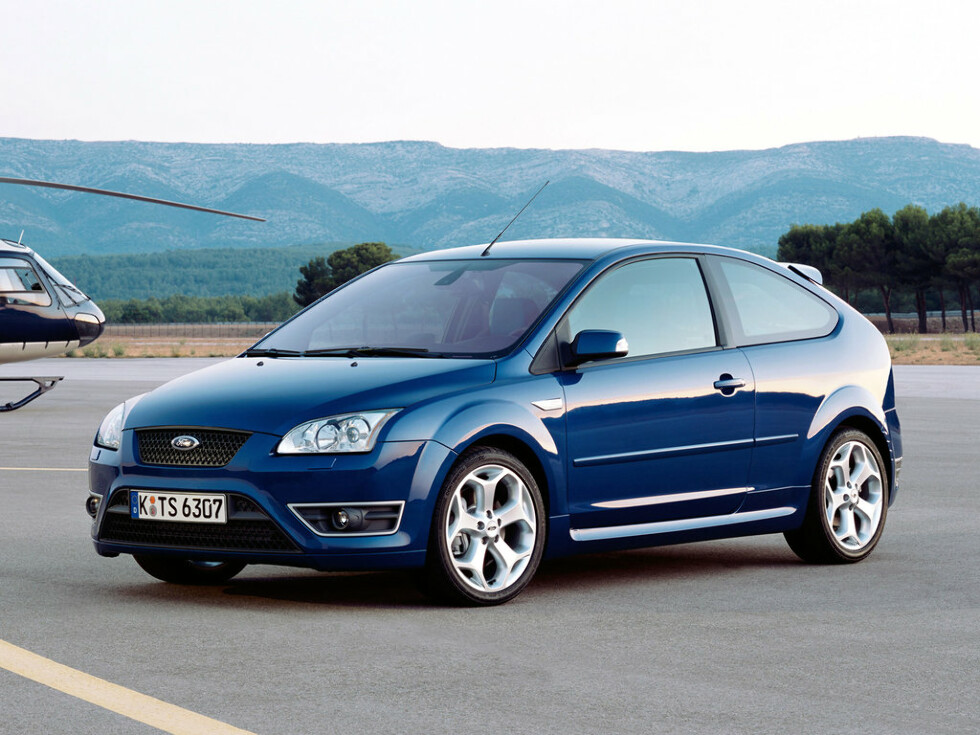 Коврики текстильные "Классик" для Ford Focus ST II (хэтчбек 5 дв / CB4) 2005 - 2008, черные, 5шт.